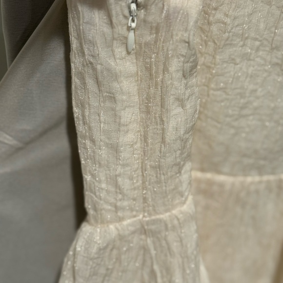 ASTR Elegant Ivory Gown NWOT - Picture 6 of 7